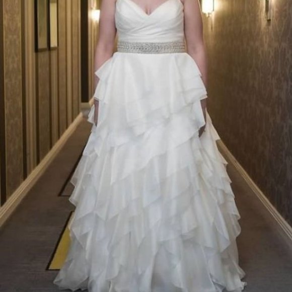 NWT Maggie Sottero Auburn layered ballgown PLUS - Picture 4 of 5